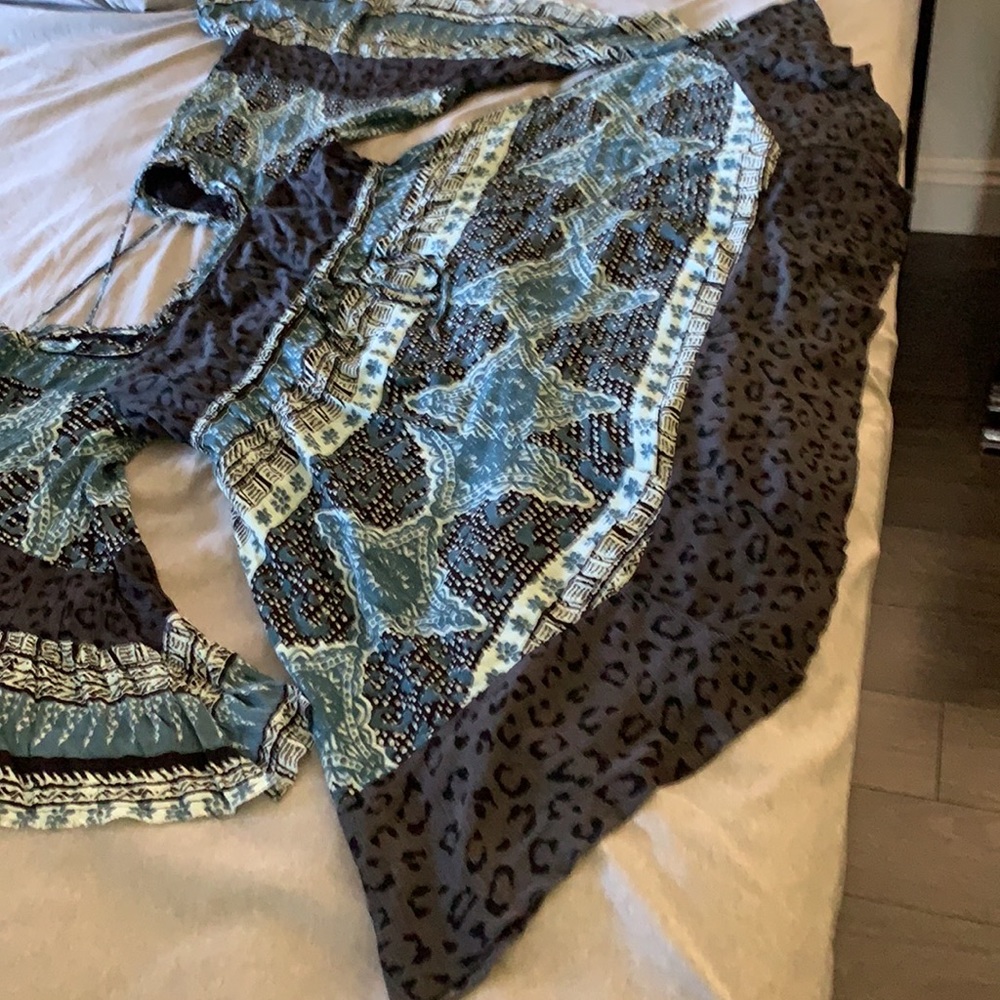 Free people heart of gold butterfly sleeve boho dressXS - Picture 8 of 16